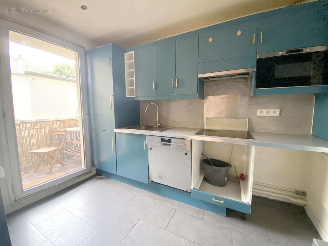 Appartement à CHARENTON-LE-PONT