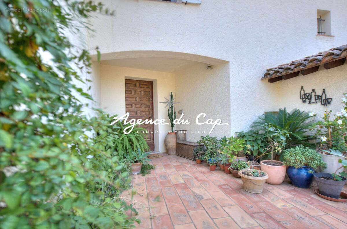 Maison à SAINT-RAPHAEL