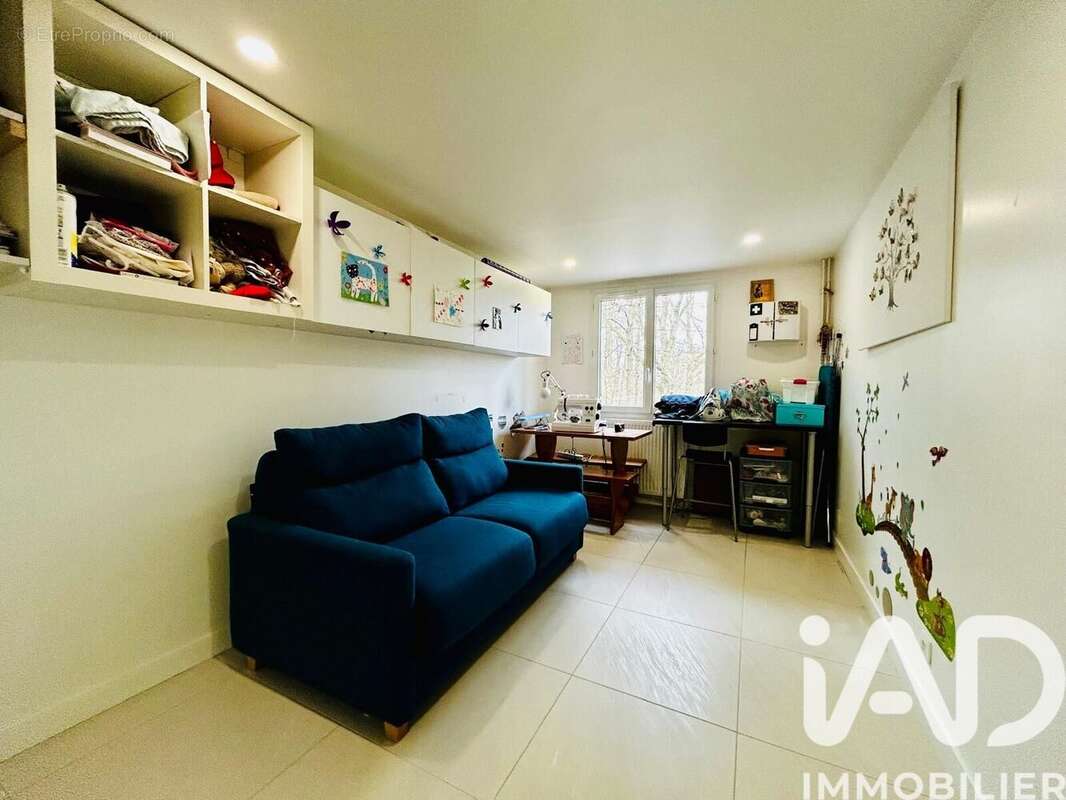 Photo 7 - Maison à BURES-SUR-YVETTE