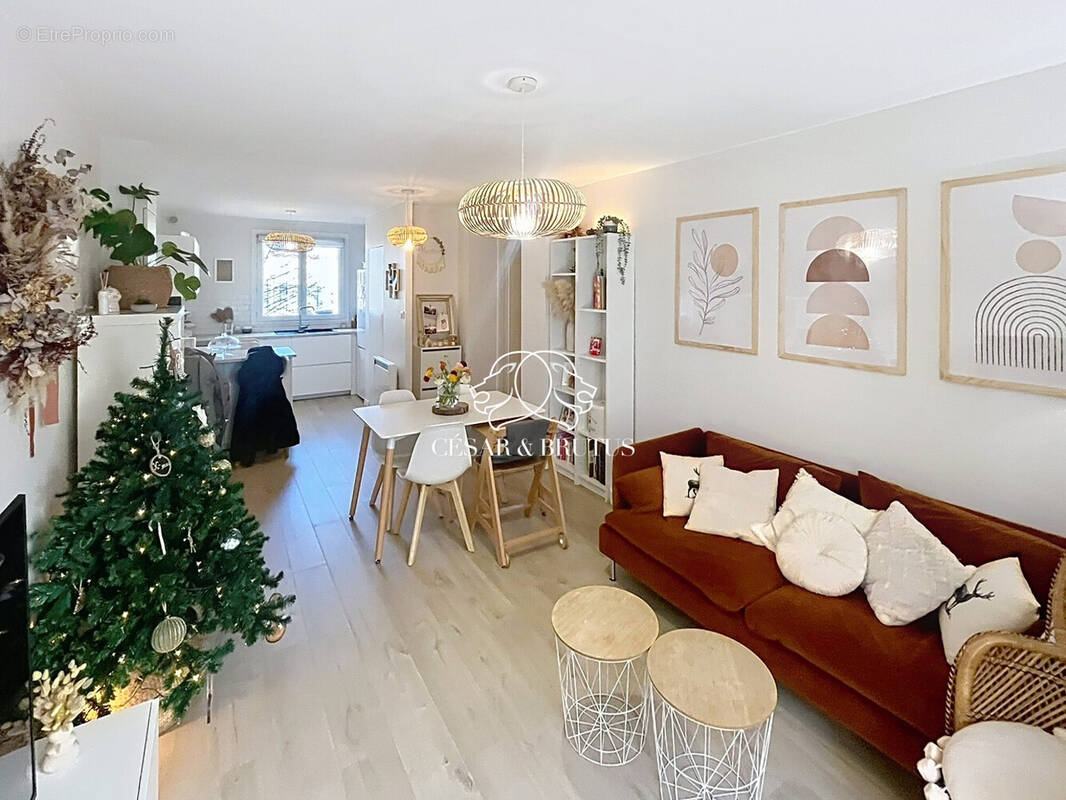 Appartement à LYON-8E