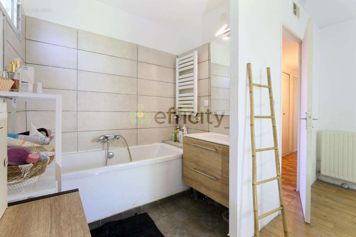Maison 93 m² à Cambiac  - photo 13