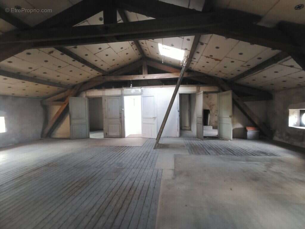 Maison à LACABAREDE