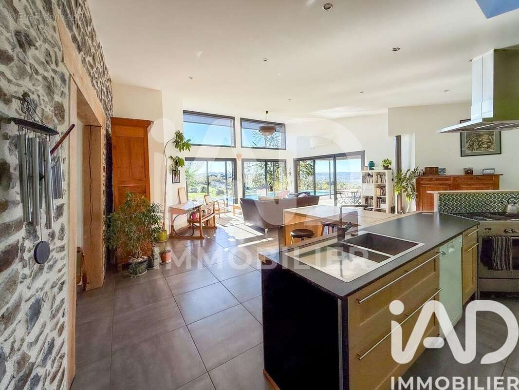 Photo 5 - Maison à DAMPNIAT