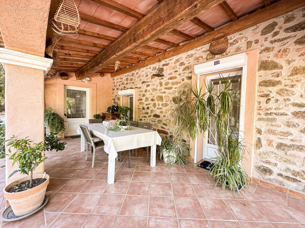 Collobrieres propriete  familiale  d'exeption double habitation - photo 5