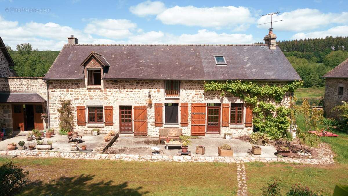Maison à PRE-EN-PAIL
