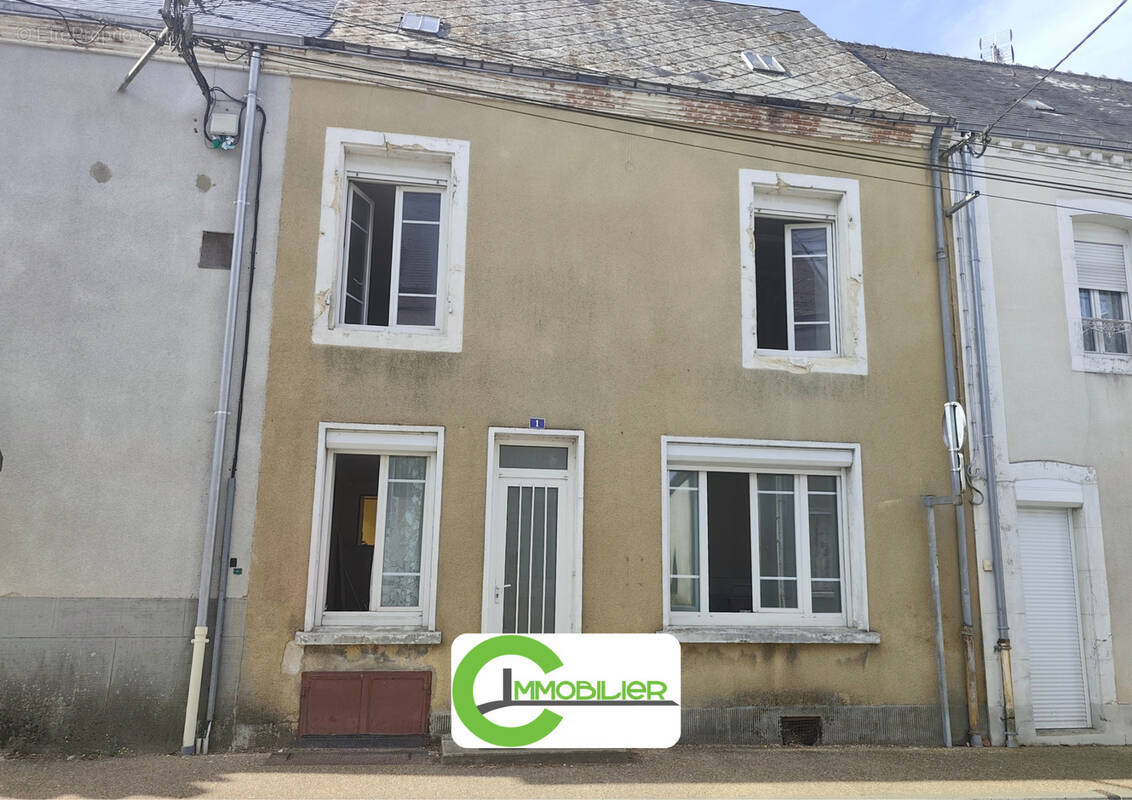 Maison à VIBRAYE