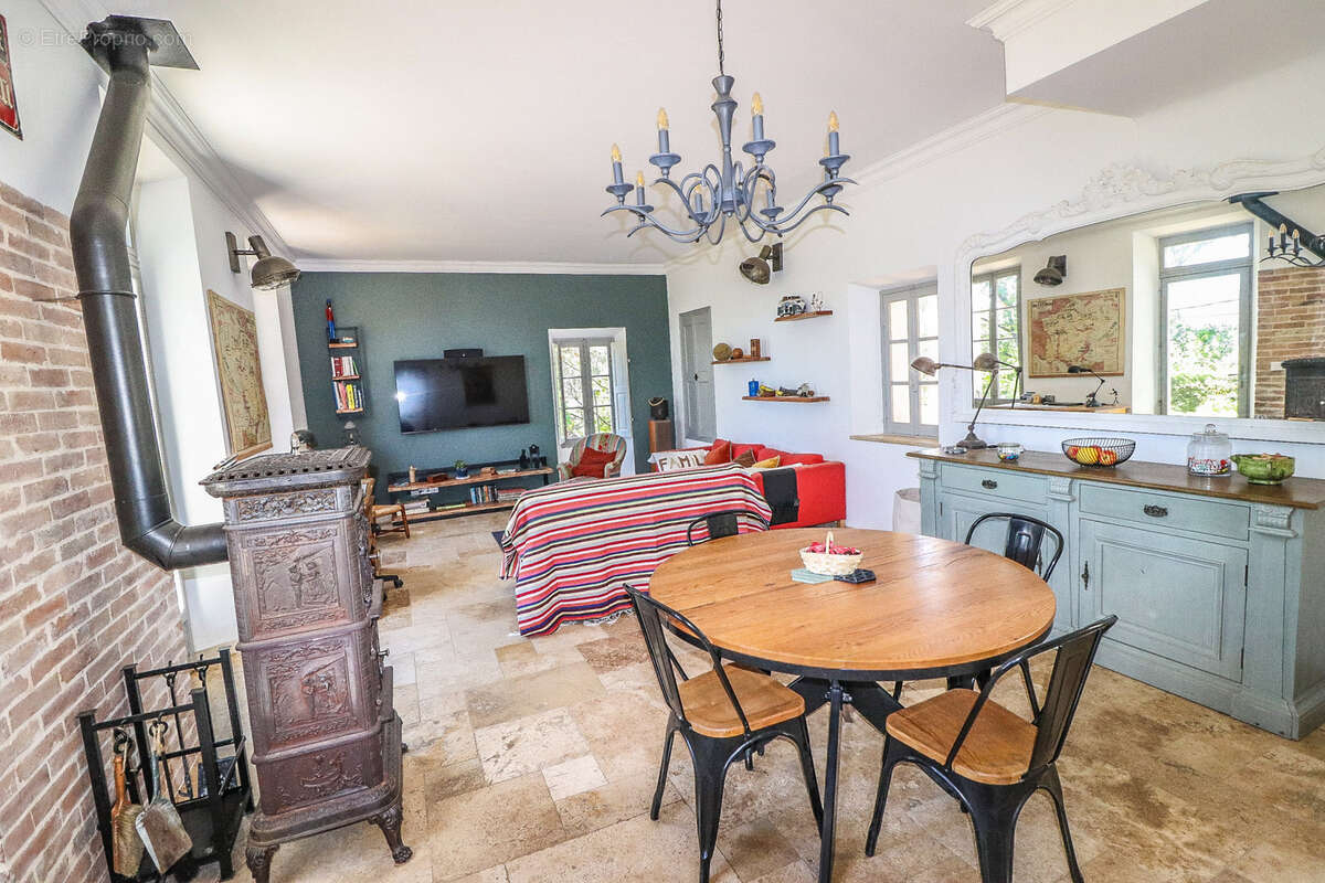 Maison à DRAGUIGNAN