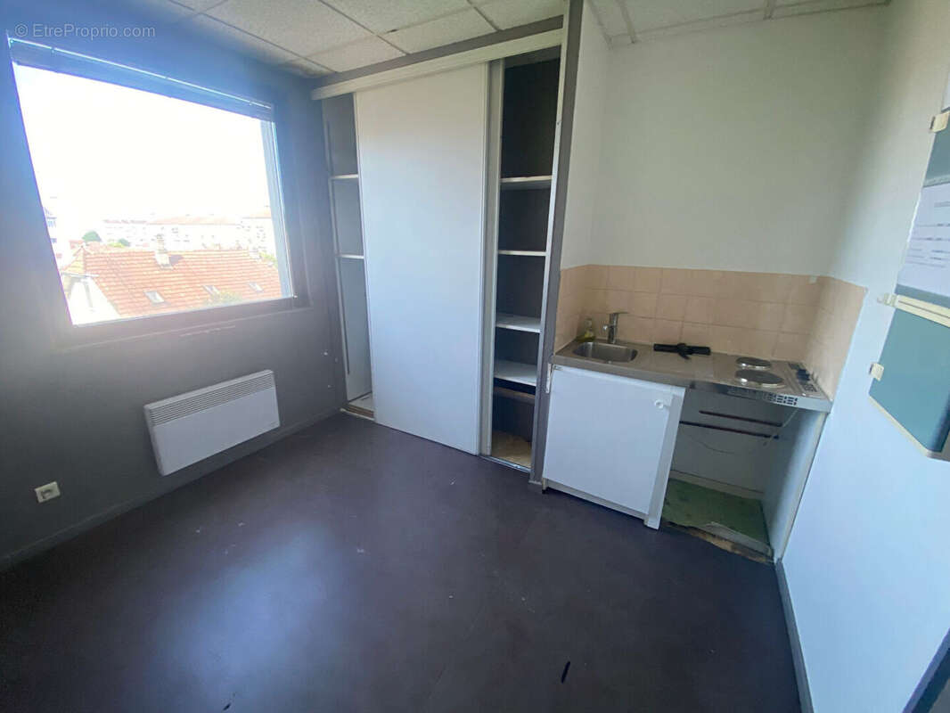 Bureaux 202m² à besançon - photo 6