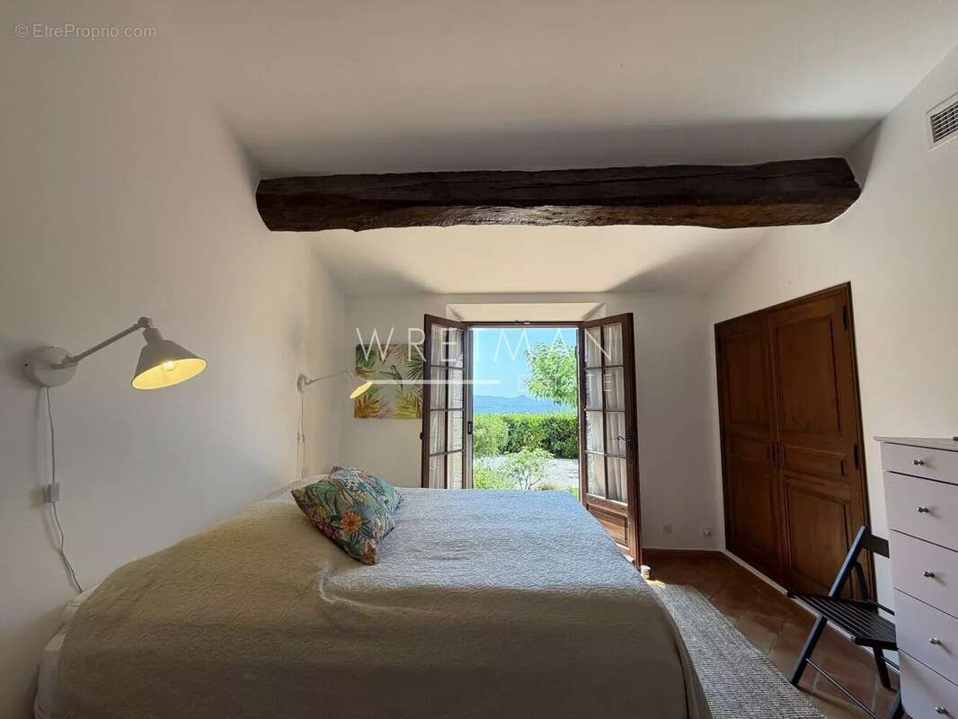 Villa en pierre avec 6 chambres et vue panoramique - SEILLANS - photo 17