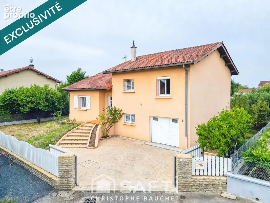 Photo 1 - Maison à SAINT-DENIS-LES-BOURG