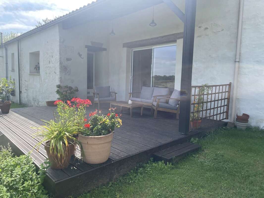 Maison à MONFLANQUIN