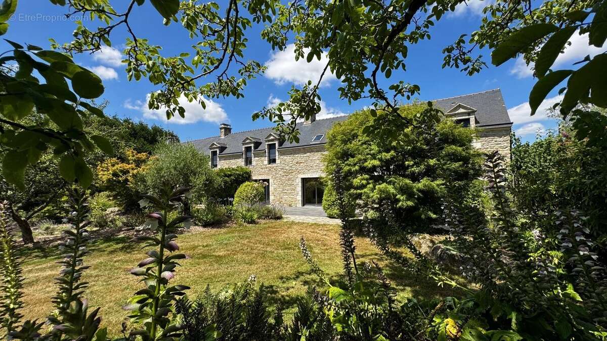 10 mn vannes  - longere renovee 300 m² - photo 2