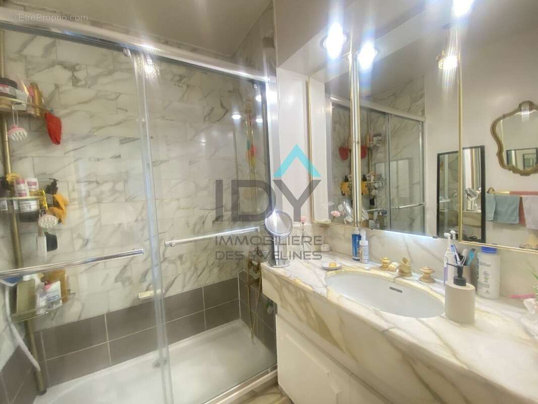 MARLY LE  ROI. Auguste Renoir. Appartement 3 pièces de 70 m² avec loggia de 14 m² - photo 6