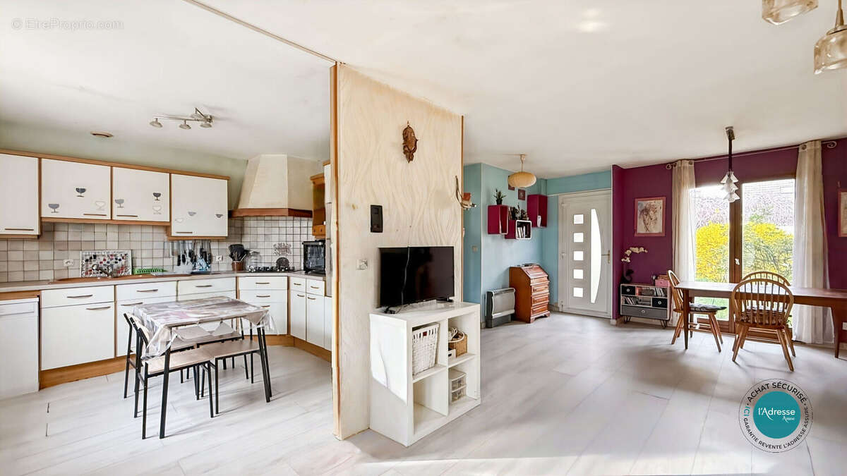 Maison à BALLANCOURT-SUR-ESSONNE