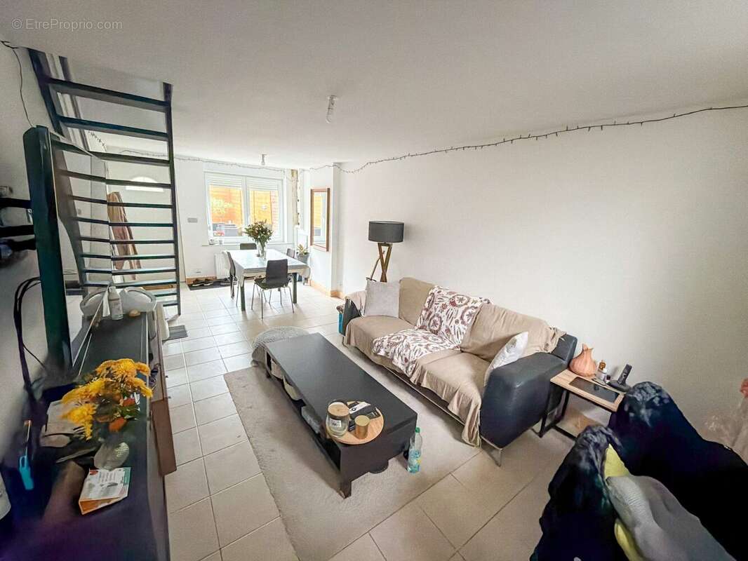 Maison à LYS-LEZ-LANNOY