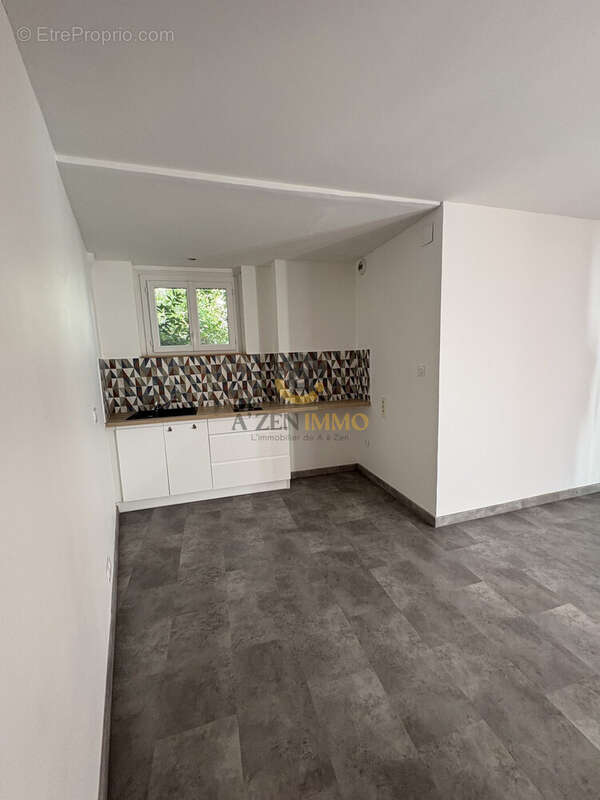 Appartement 100 m² à Bressuire  - photo 2
