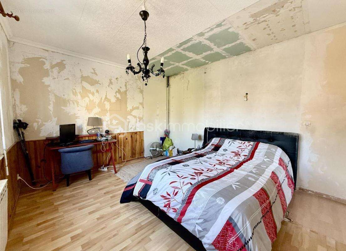 Maison à HAUCOURT-MOULAINE