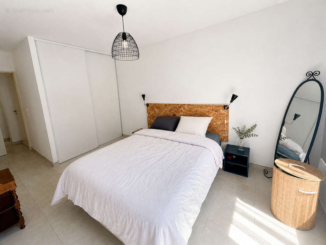 Appartement à MARSEILLE-6E