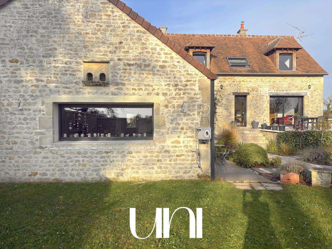 Maison à CARCAGNY