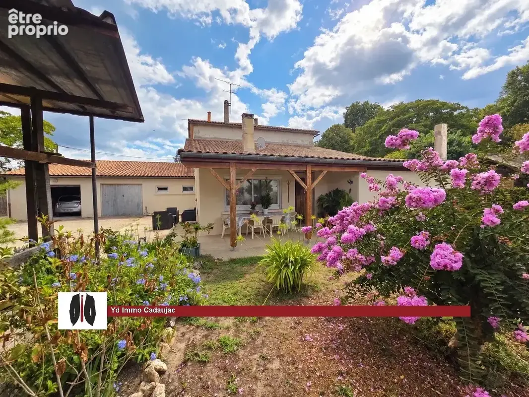 Photo Maison à Saint-Medard-D'eyrans au prix de 307 500€