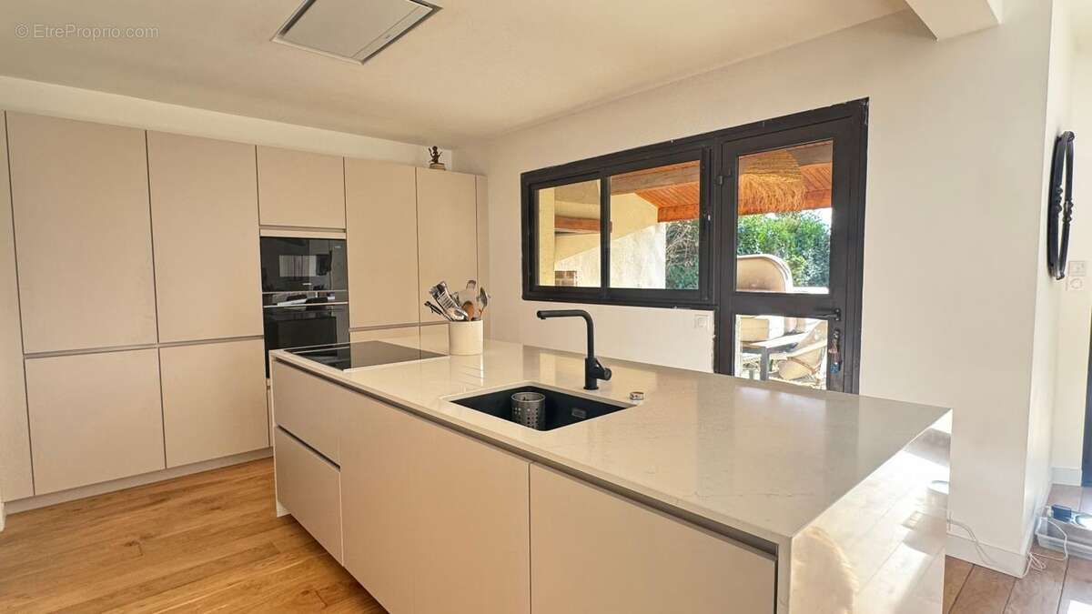 Maison à LA ROCHELLE