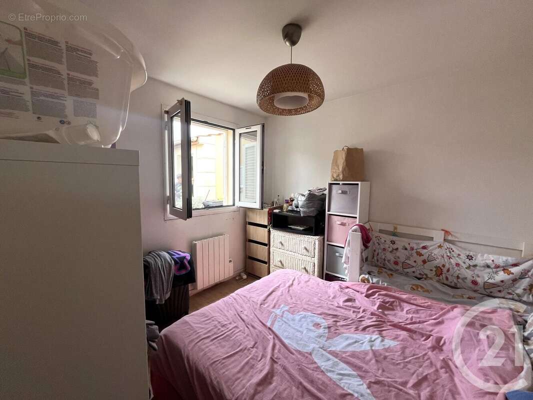 Appartement à SAINT-MAUR-DES-FOSSES