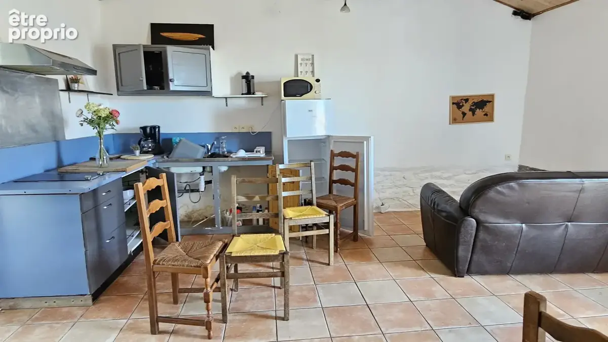 Opportunité dans le centre du Vieil, ensemble immobilier composé de 2 maisons. - photo 7