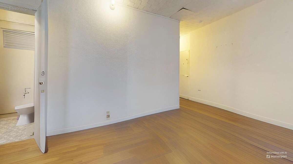 Appartement à PARIS-14E