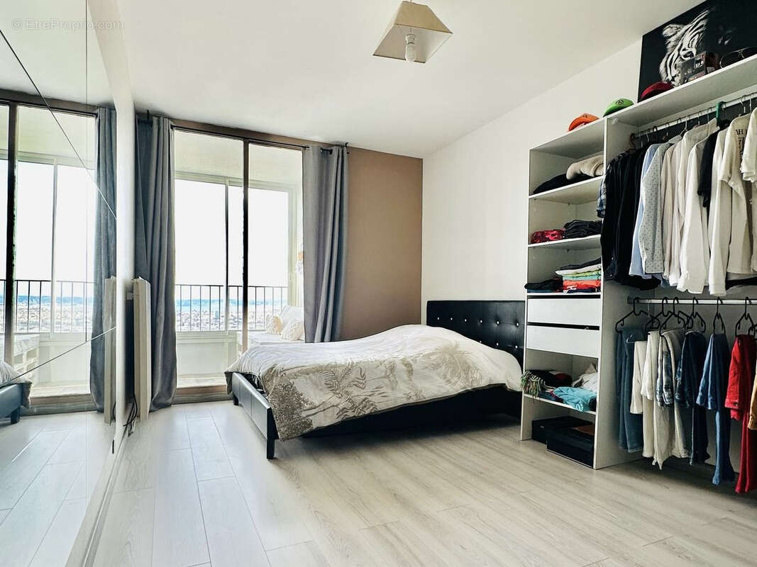 Appartement à MARSEILLE-9E