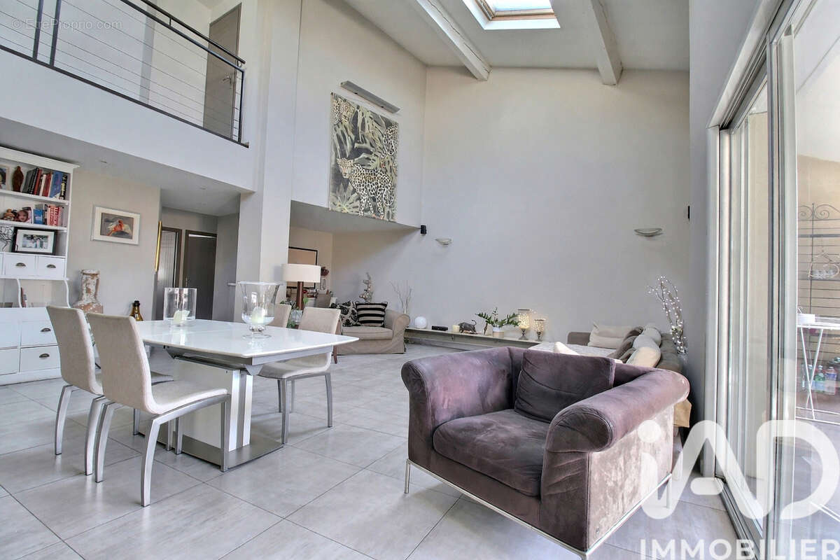 Photo 2 - Appartement à MORIERES-LES-AVIGNON