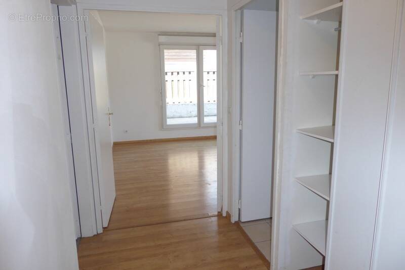 Chartres agglomération bel appartement  3 chambres Terrasse triple exposition de 60m2 - photo 2