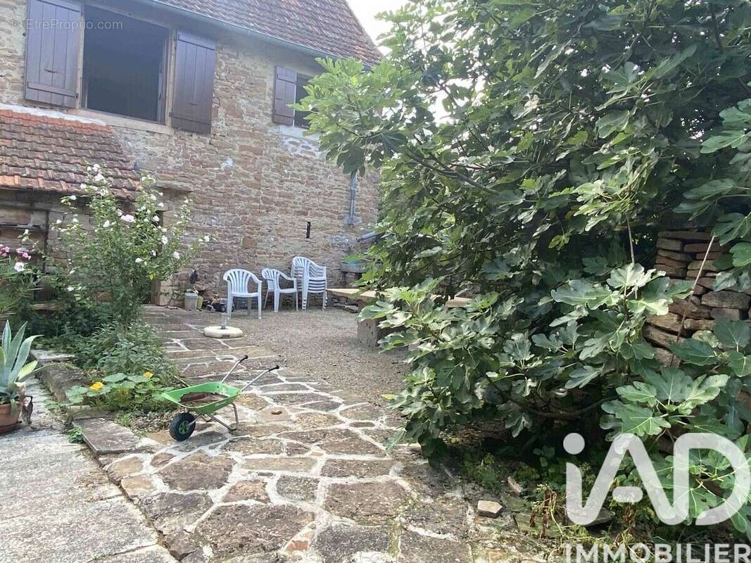 Maison 172 m² à Nanton  - photo 7