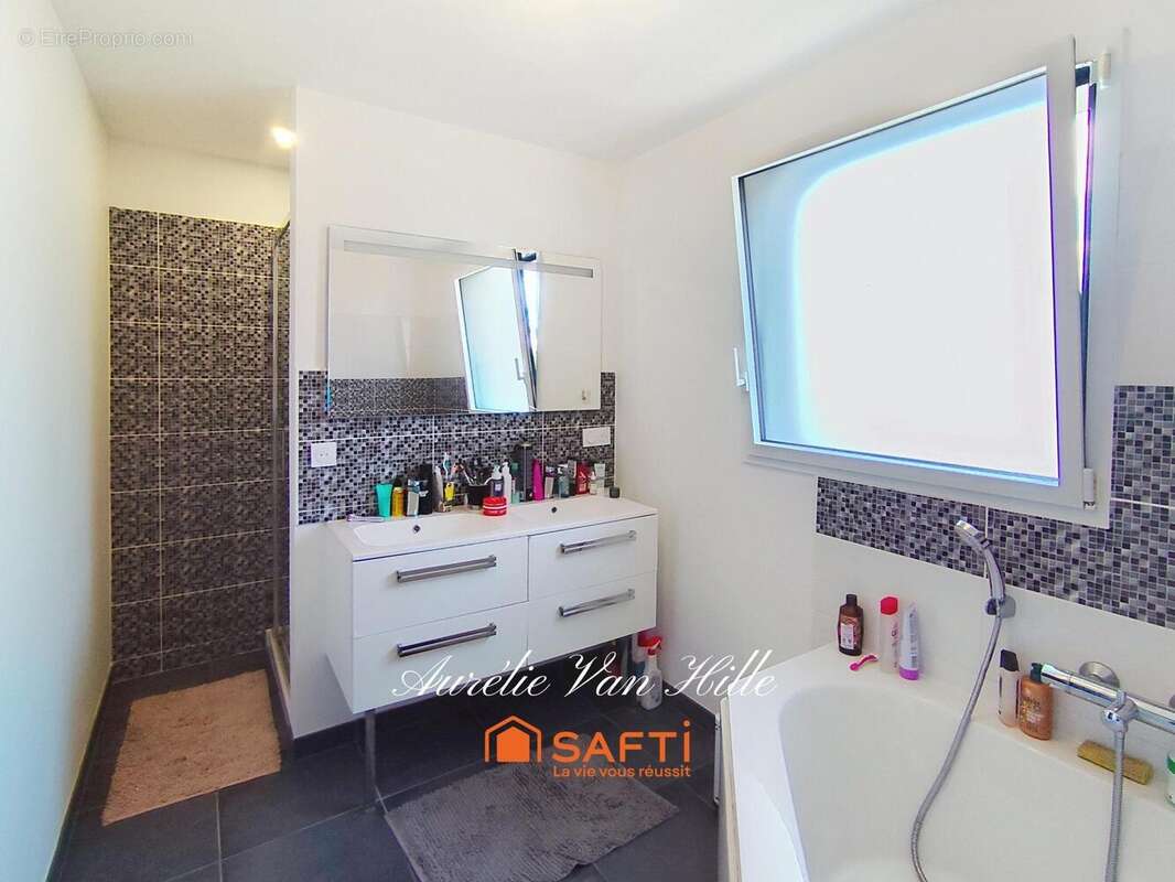 Photo 8 - Maison à TREZILIDE