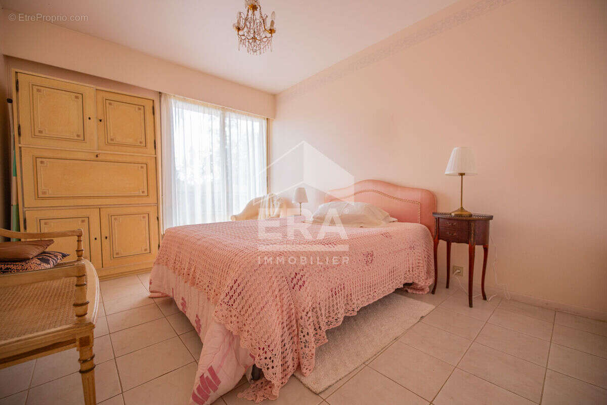 Appartement à MANDELIEU-LA-NAPOULE