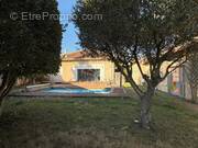 Maison à L'ISLE-SUR-LA-SORGUE