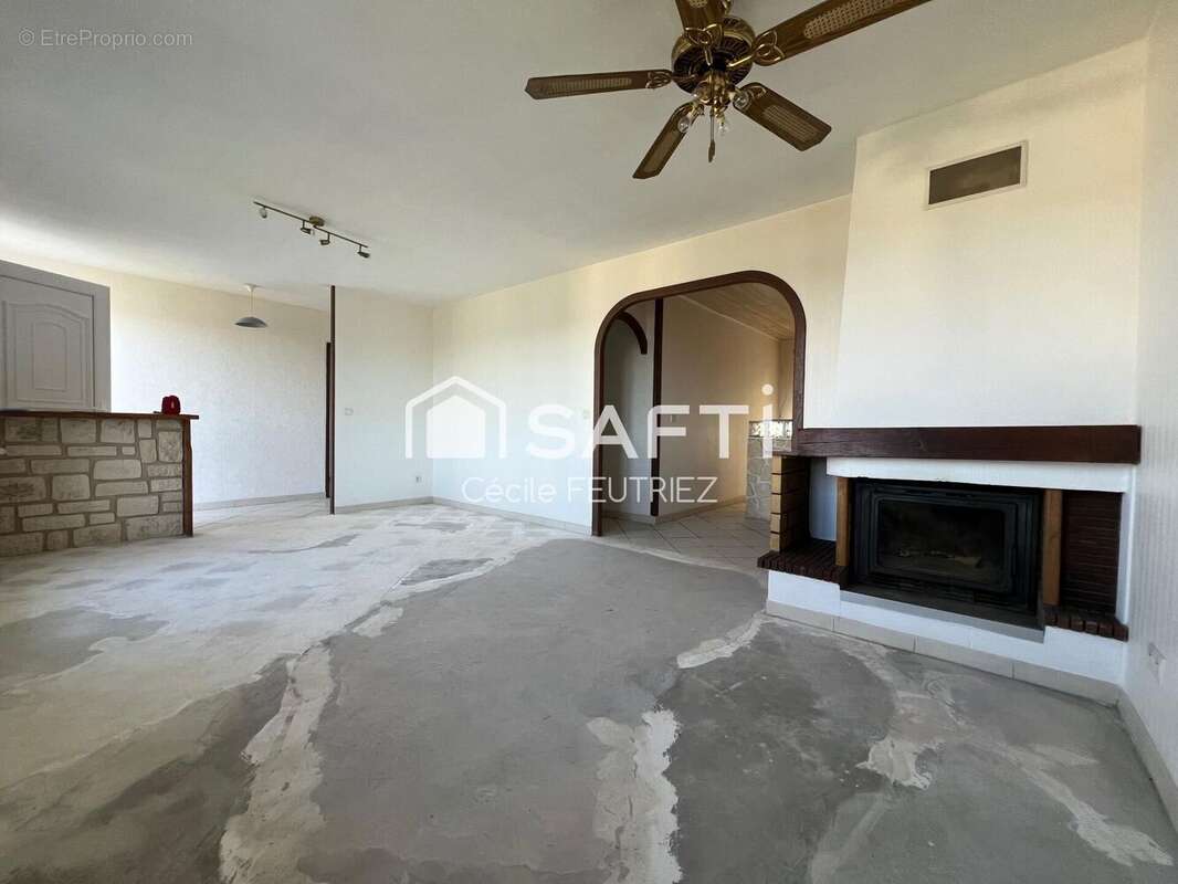 Photo 8 - Maison à CORNIL