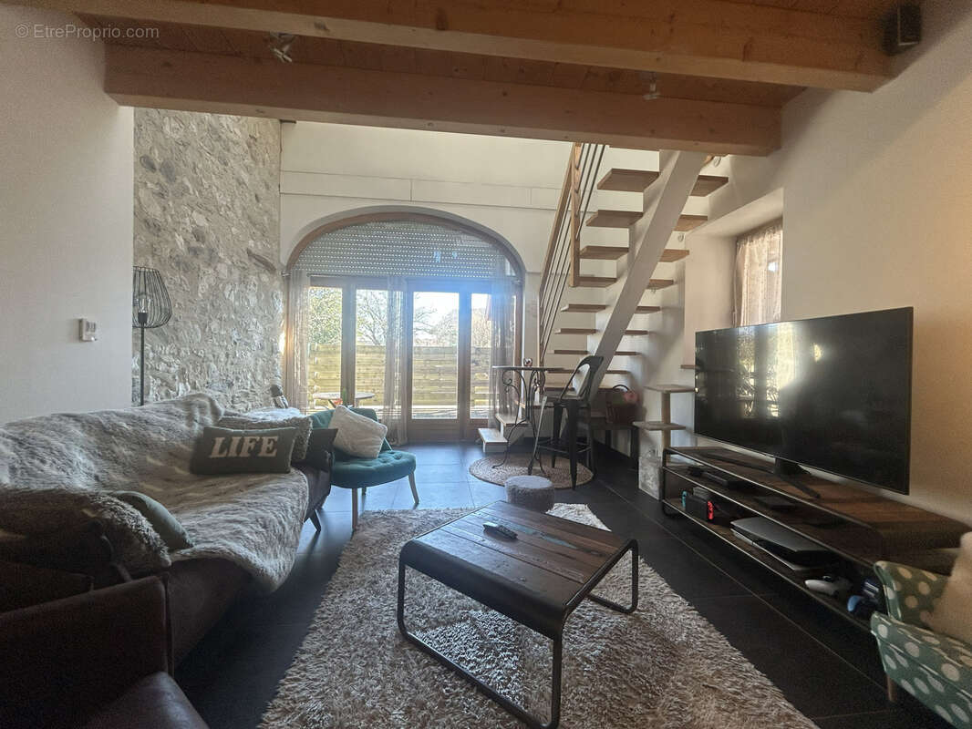 Maison à ALLONZIER-LA-CAILLE