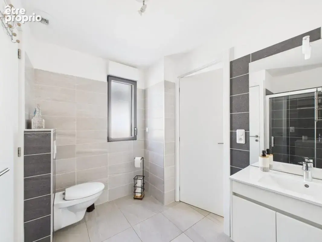 F2 a vendre a porticcio - photo 7