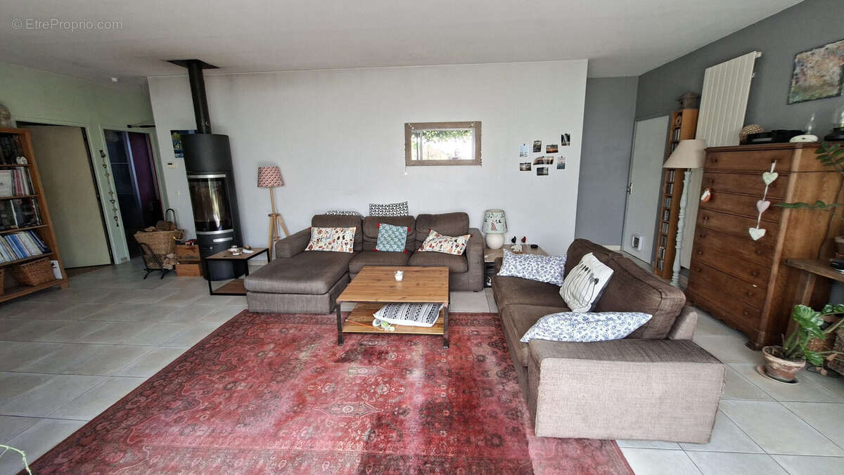 Maison 120 m² à Rochefort  - photo 6