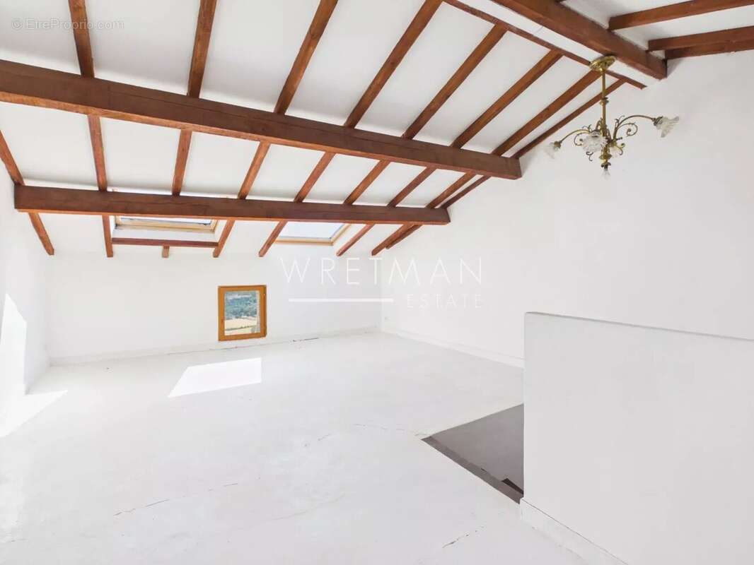 Authentique maison de village avec terrasses et vue panoramique – CALLIAN - photo 16