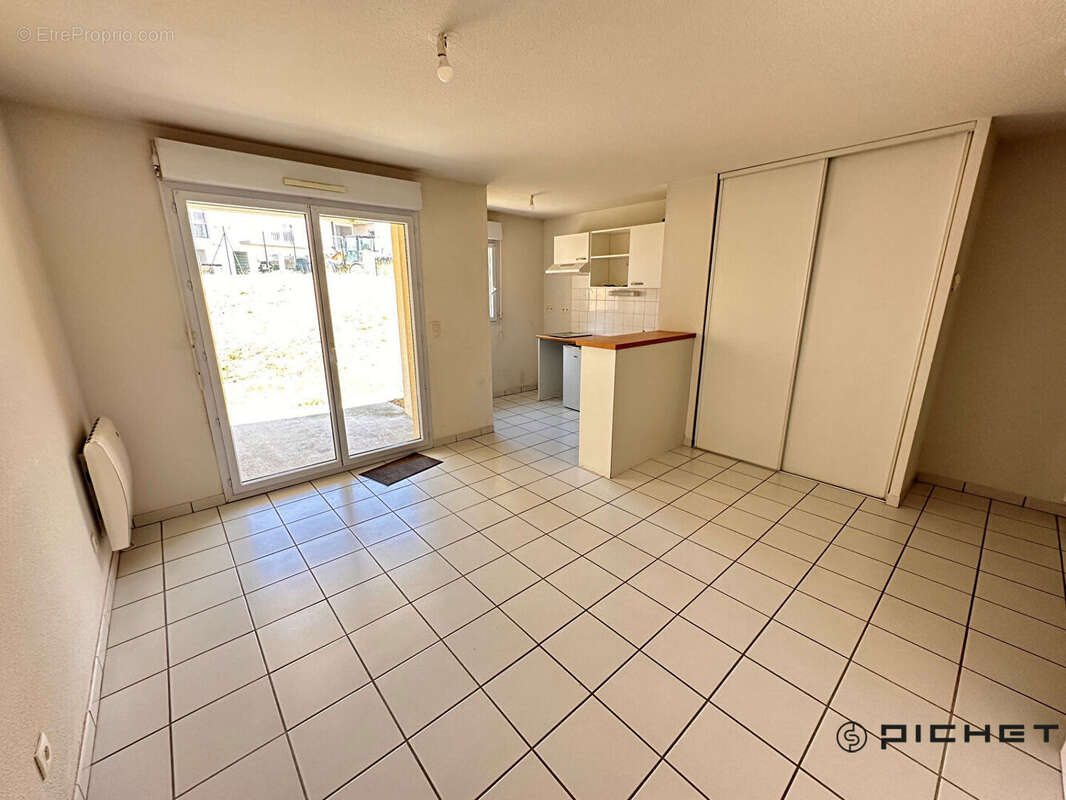 Appartement T2 dans résidence sécurisée - Rez de jardin - photo 7