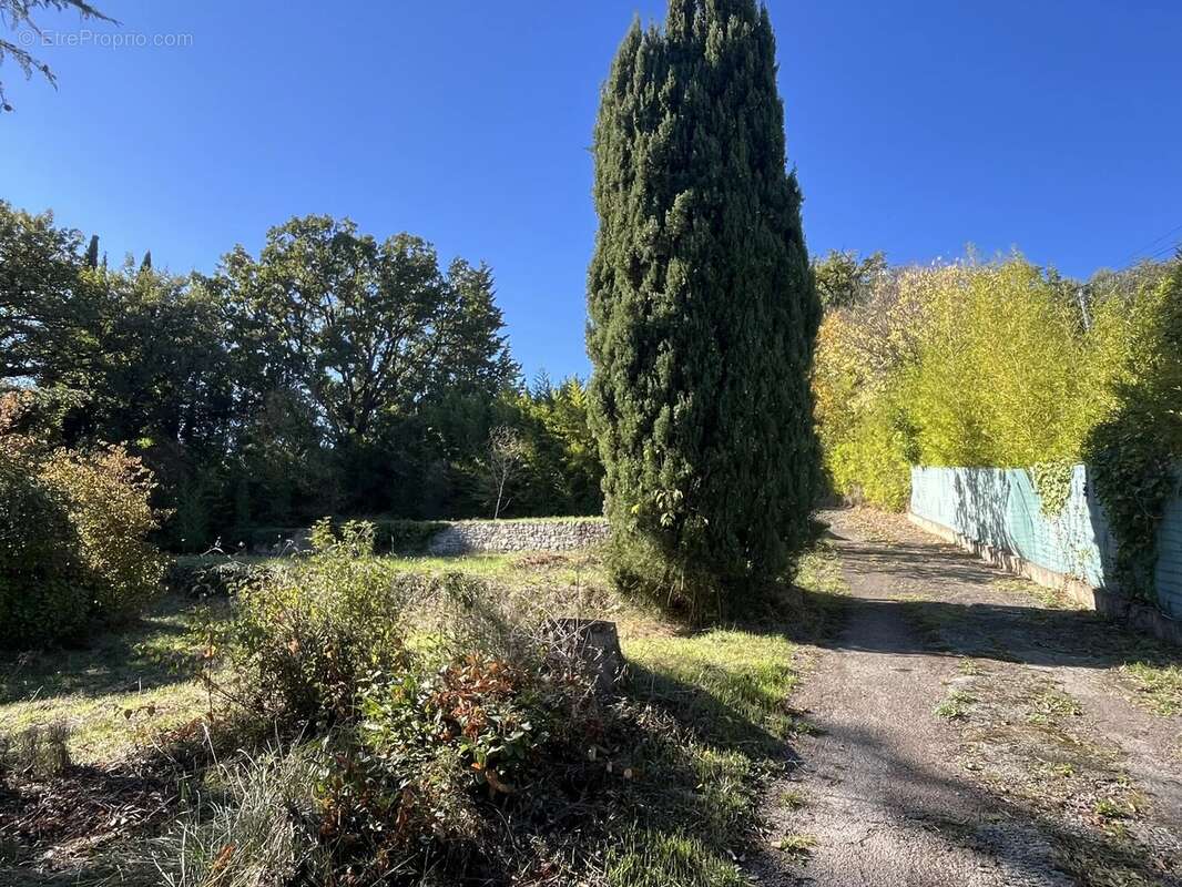 Maison à MONTAUROUX