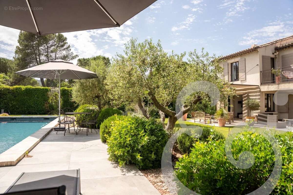 Maison à EYGALIERES