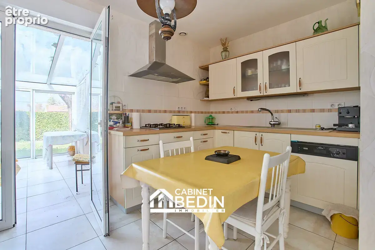 Maison 4 pièces 108 m² à vendre à Roaillan (33210) - photo 4