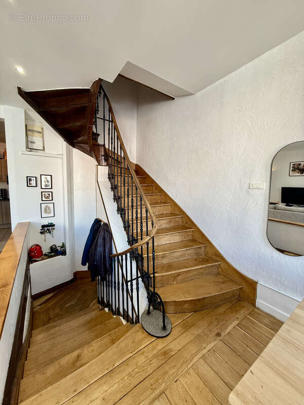 Appartement à THOISSEY