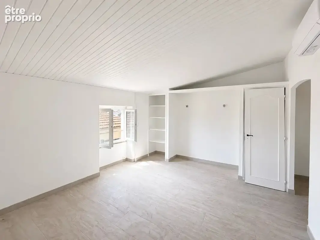 Grasse – appartement entièrement rénové – dernier étage - photo 3