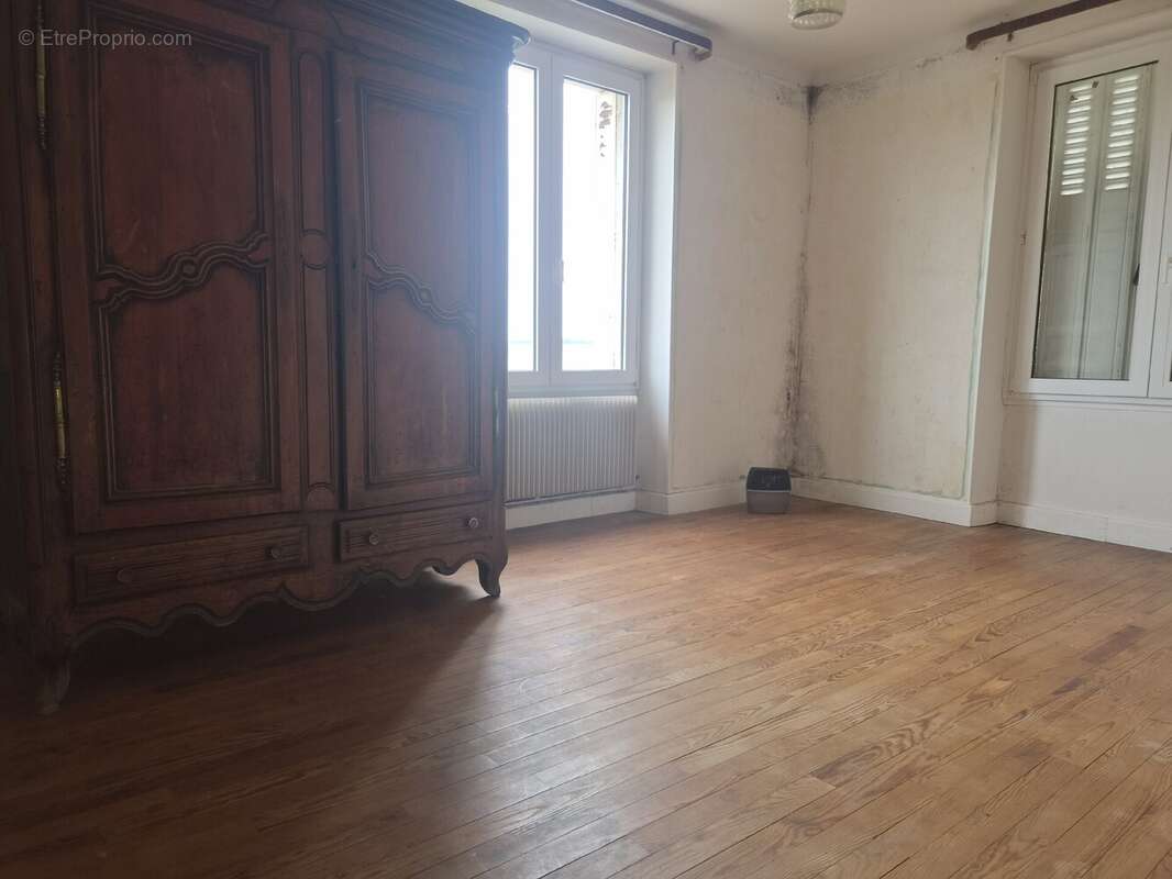 Maison à CHATEAU-SALINS