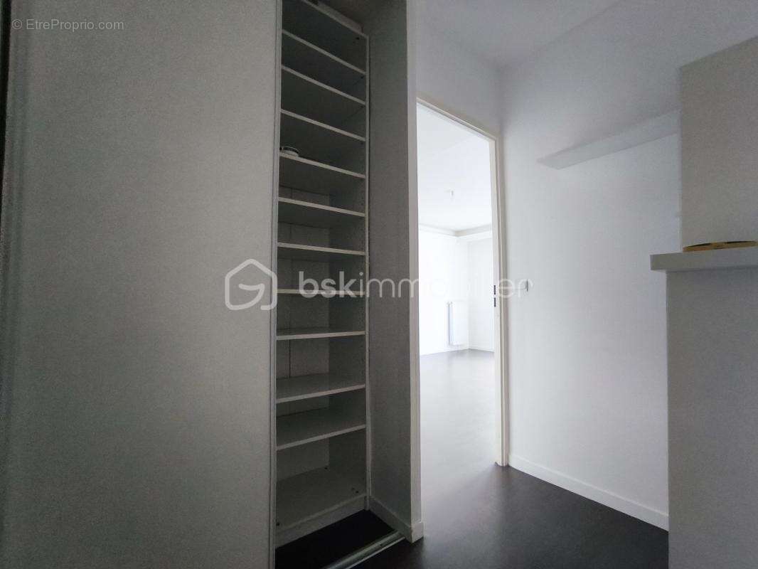 Appartement à DAMMARIE-LES-LYS