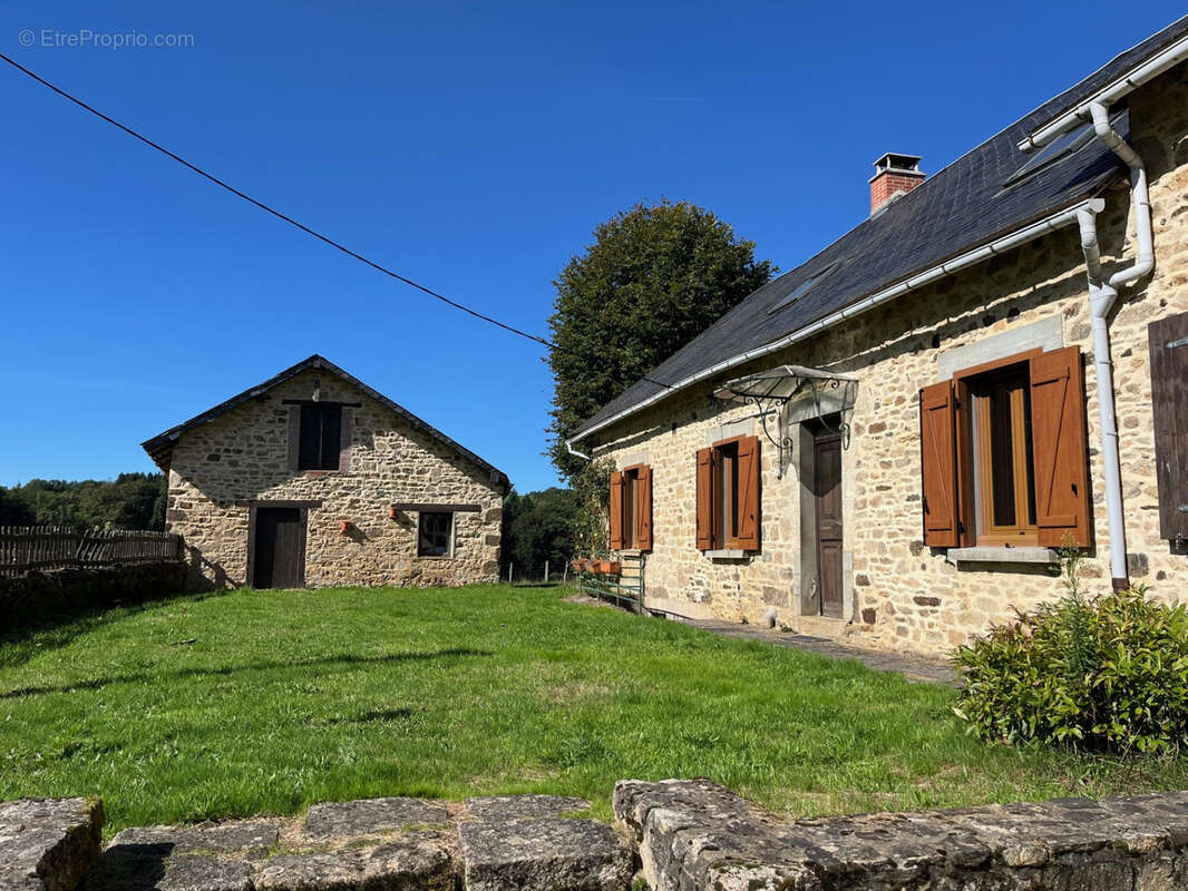 Maison à LA CROISILLE-SUR-BRIANCE