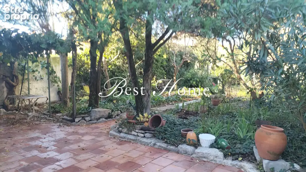 EXCLUSIVITE - Vente  Maison de ville NIMES avec jardin et garage- - photo 2